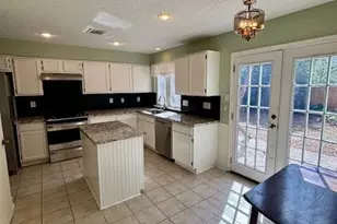 2 Purpletop Ct, The Woodlands, TX 77381 - Photo 3