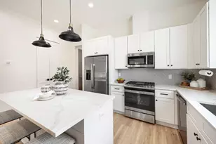 2305 Maury St, Houston, TX 77026 - Photo 7