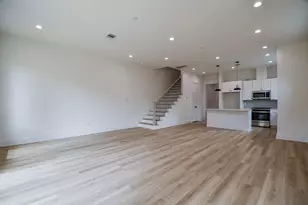 2305 Maury St, Houston, TX 77026 - Photo 5