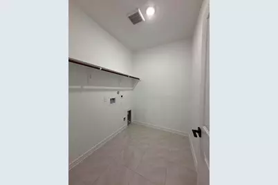 8407 Tranquil Bay Court, Baytown, TX 77523 - Photo 11