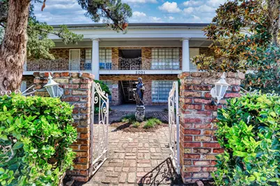 2201 Fountain View Drive #J 15, Houston, TX 77057 - Photo 1