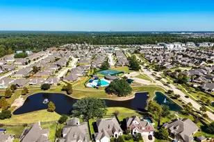 9219 Barnsford Ln, Tomball, TX 77375 - Photo 15