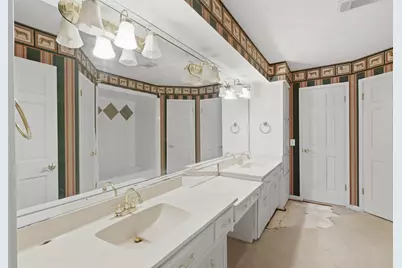 3002 Riata Lane, Houston, TX 77043 - Photo 17