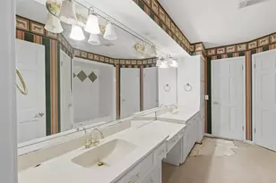 3002 Riata Ln, Houston, TX 77043 - Photo 17