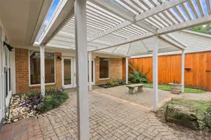 3002 Riata Ln, Houston, TX 77043 - Photo 27
