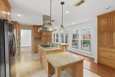 3002 Riata Lane, Houston, TX 77043 - Photo 11