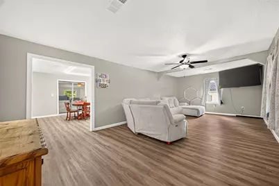17073 Oak Grove Ln, New Caney, TX 77357 - Photo 13