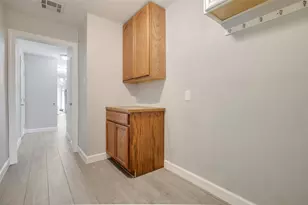 705 Briarmeadow Ave, Friendswood, TX 77546 - Photo 17