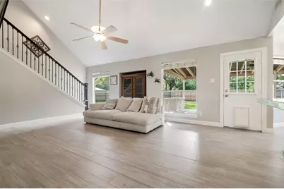 705 Briarmeadow Avenue, Friendswood, TX 77546 - Photo 13