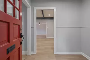 105 N Woodsway St E, Conroe, TX 77301 - Photo 3