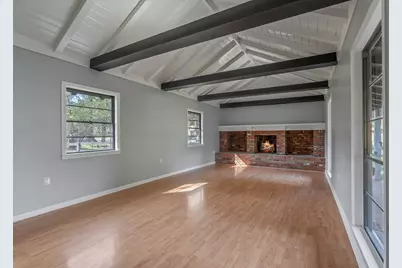 105 N Woodsway Street E, Conroe, TX 77301 - Photo 13