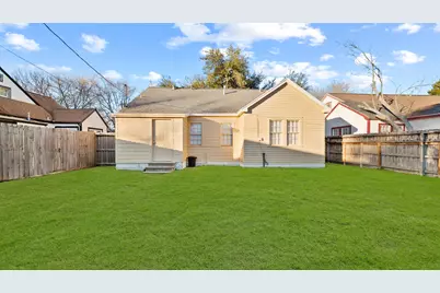 213 12th Avenue N, Texas City, TX 77590 - Photo 11