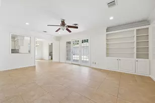 4310 Tonawanda Dr, Houston, TX 77035 - Photo 15