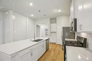 16209 Parish Pointe Ct, Conroe, TX 77302 - Photo 9