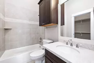 925 W 23rd St, Houston, TX 77008 - Photo 9