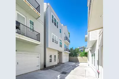 925 W 23rd Street #D, Houston, TX 77008 - Photo 1