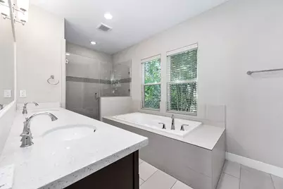 925 W 23rd Street #D, Houston, TX 77008 - Photo 3