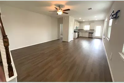 7118 Fannin Street, Pearland, TX 77584 - Photo 5