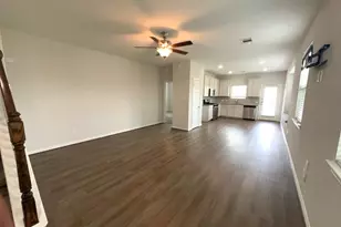 7118 Fannin St, Pearland, TX 77584 - Photo 5