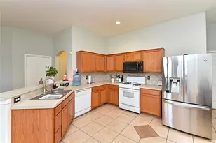 907 Garden Land Ct, Houston, TX 77073 - Photo 9