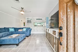 728 7th St, Galveston, TX 77550 - Photo 7