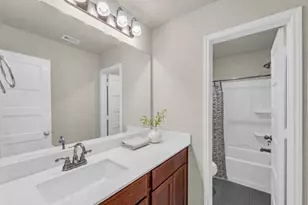 21102 Staked Plains Dr, Cypress, TX 77433 - Photo 17