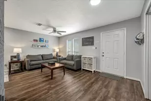 2610 Loganberry Cir, Seabrook, TX 77586 - Photo 5