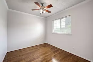 7827 Shady Villa Cove, Houston, TX 77055 - Photo 19