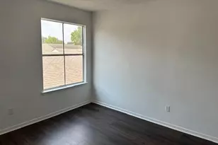 8722 Maplecrest Dr, Houston, TX 77099 - Photo 7
