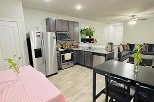 24702 Russet Bluff Trl, Houston, TX 77336 - Photo 5