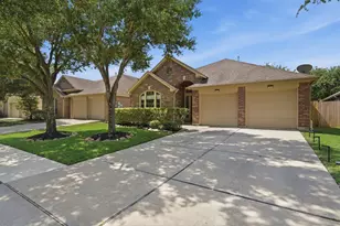 13416 Moonlit Lake Ln, Pearland, TX 77584 - Photo 3