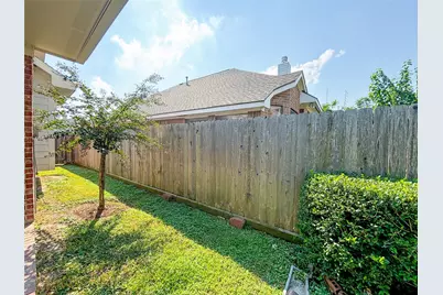 7915 Corrian Park Circle, Houston, TX 77040 - Photo 29