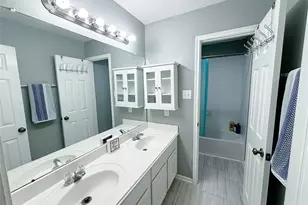 7915 Corrian Park Cir, Houston, TX 77040 - Photo 21