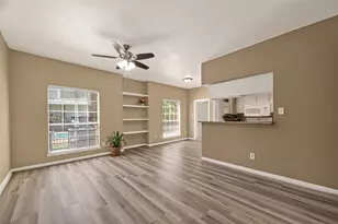 2626 Holly Hall St, Houston, TX 77054 - Photo 7