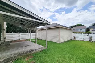9607 Farrell Dr, Houston, TX 77070 - Photo 37
