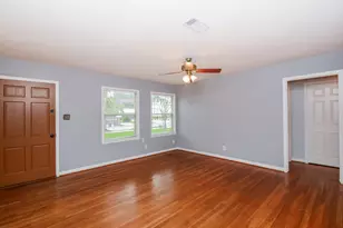 5227 Maple St, Bellaire, TX 77401 - Photo 3
