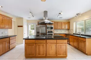 59 Fire Flicker Pl, The Woodlands, TX 77381 - Photo 9