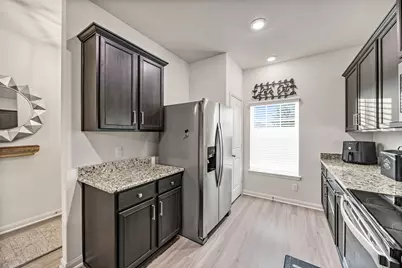 11034 Hillside Creek Drive, Humble, TX 77396 - Photo 7