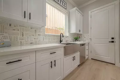 3835 Mainer Street, Houston, TX 77021 - Photo 5