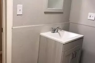 1020 N Main St, Baytown, TX 77520 - Photo 5