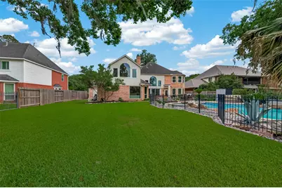 1403 Hillside Forest Drive, Sugar Land, TX 77479 - Photo 45