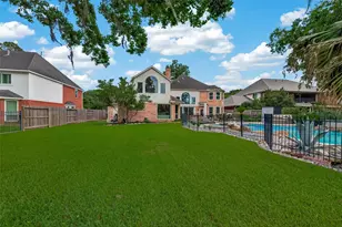 1403 Hillside Forest Dr, Sugar Land, TX 77479 - Photo 45