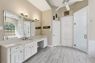 5819 Rocky Brook Dr, Houston, TX 77345 - Photo 17