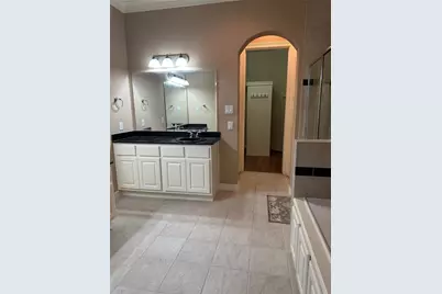 2910 Royal Oaks Green, Houston, TX 77082 - Photo 19