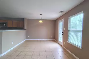 1206 Larks Trace Ln, Houston, TX 77090 - Photo 7