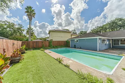 16511 Clearcrest Drive, Houston, TX 77059 - Photo 31