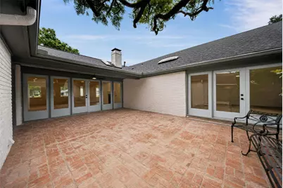 2126 Chimney Rock Road, Houston, TX 77056 - Photo 39