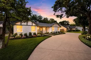 2126 Chimney Rock Rd, Houston, TX 77056 - Photo 1
