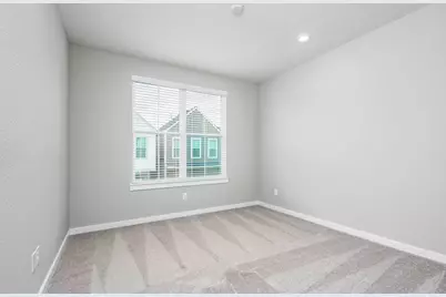 8440 Berry Brush, Houston, TX 77022 - Photo 19
