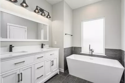 8440 Berry Brush, Houston, TX 77022 - Photo 13